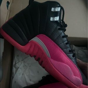 deadly pink jordan 12